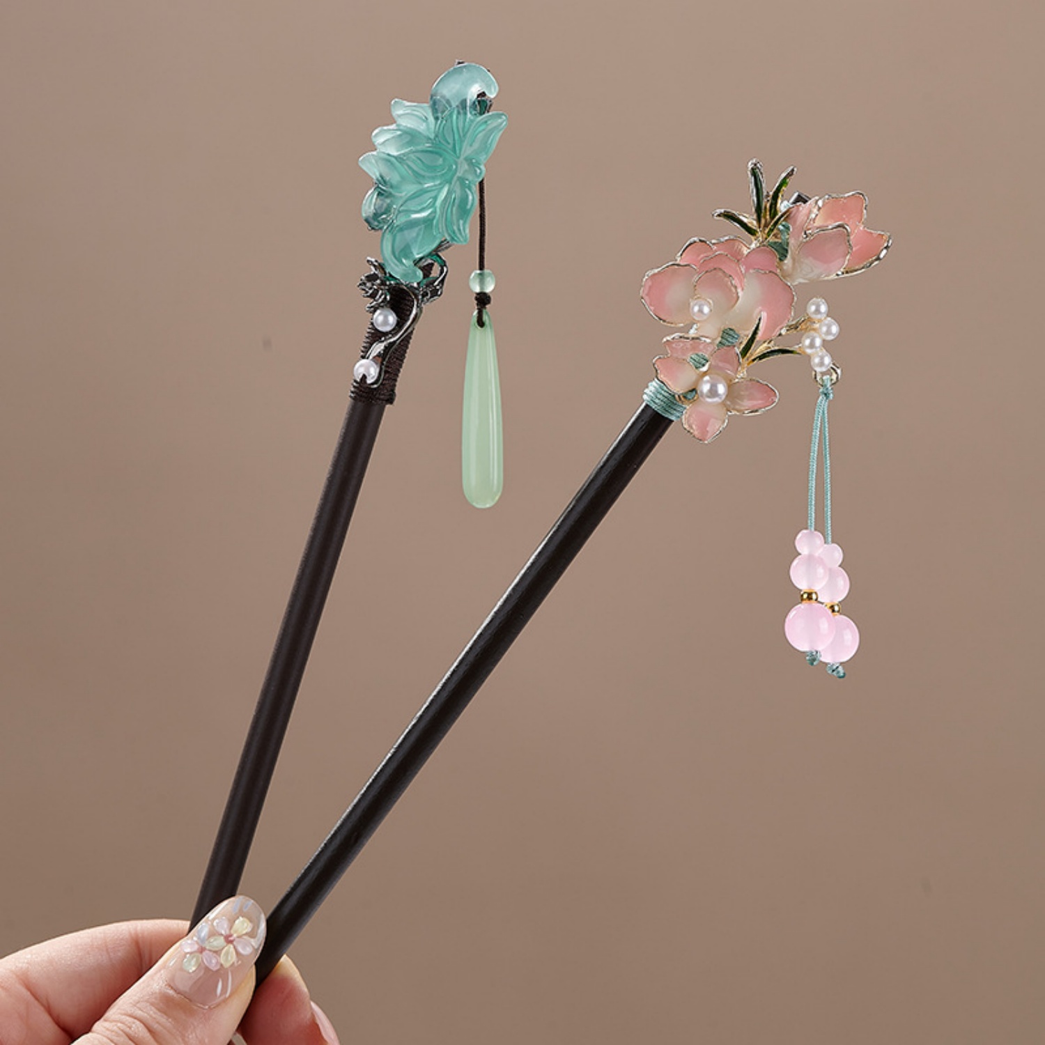 Vintage spinka do włosów z kwi – Supply Florist recenzja i cena